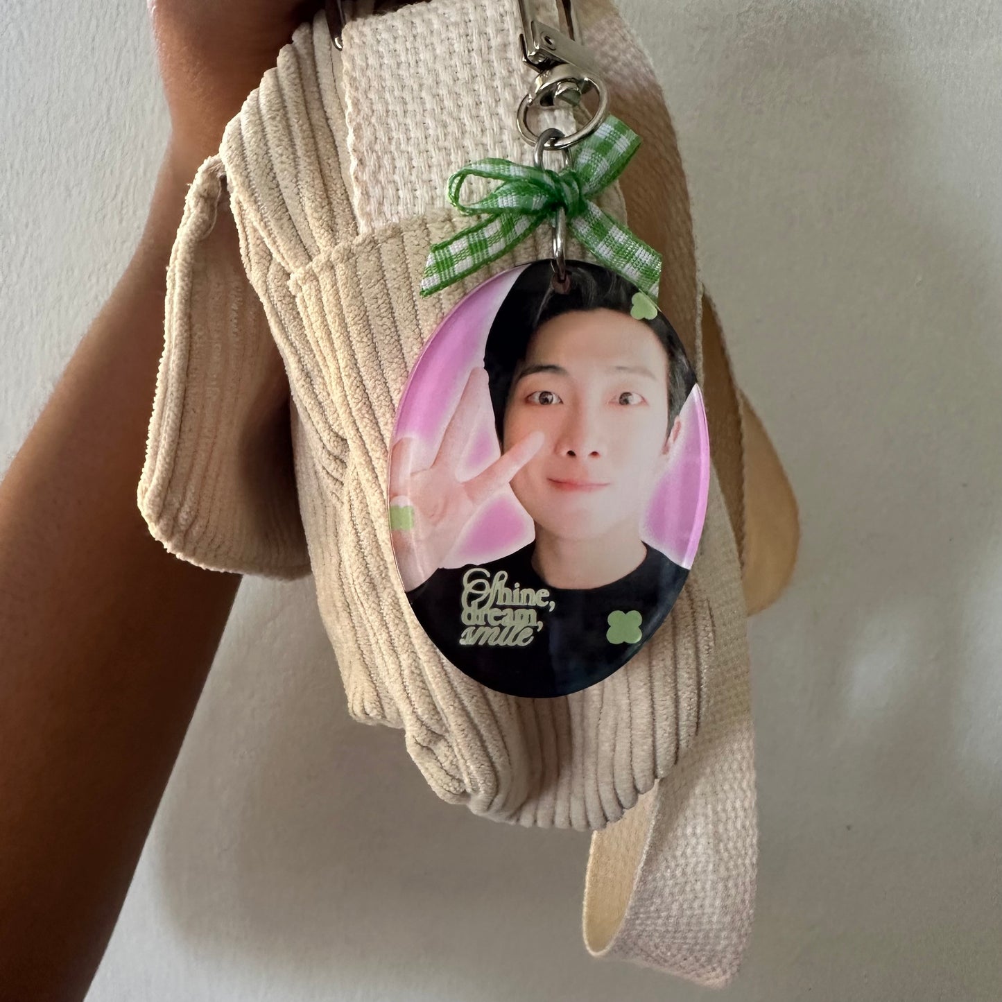 BTS - SHINE, DREAM SMILE, KEYCHAINS